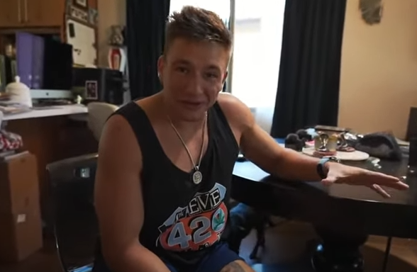 Stevewilldoit Girlfriend, Age, Education, Salary