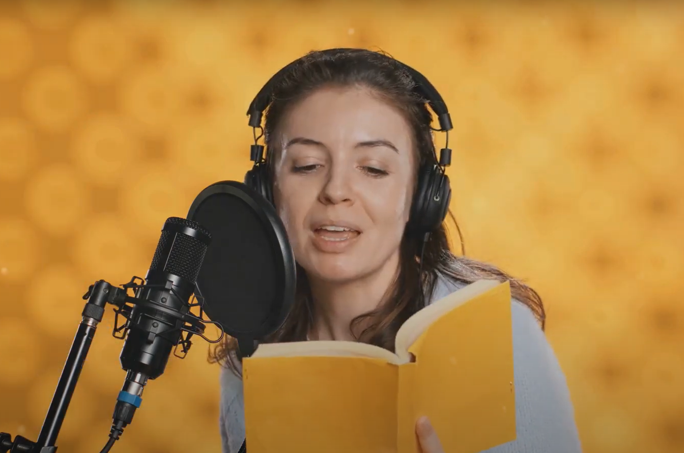 Pamela Hayden Net Worth, Financial Career, Earnings, Income